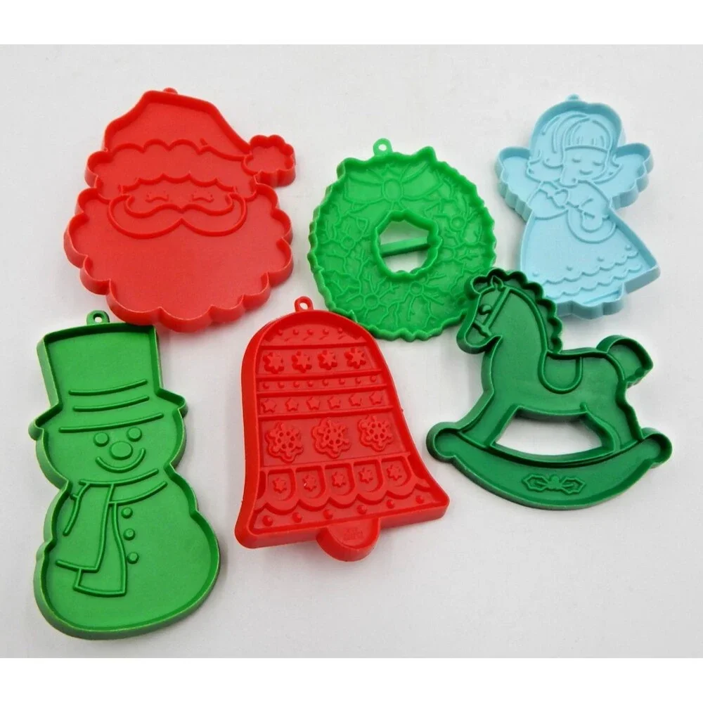 Hallmark Cards Holiday Cookie Cutters Ornaments Plastic Lot 10 1970 & 1980's